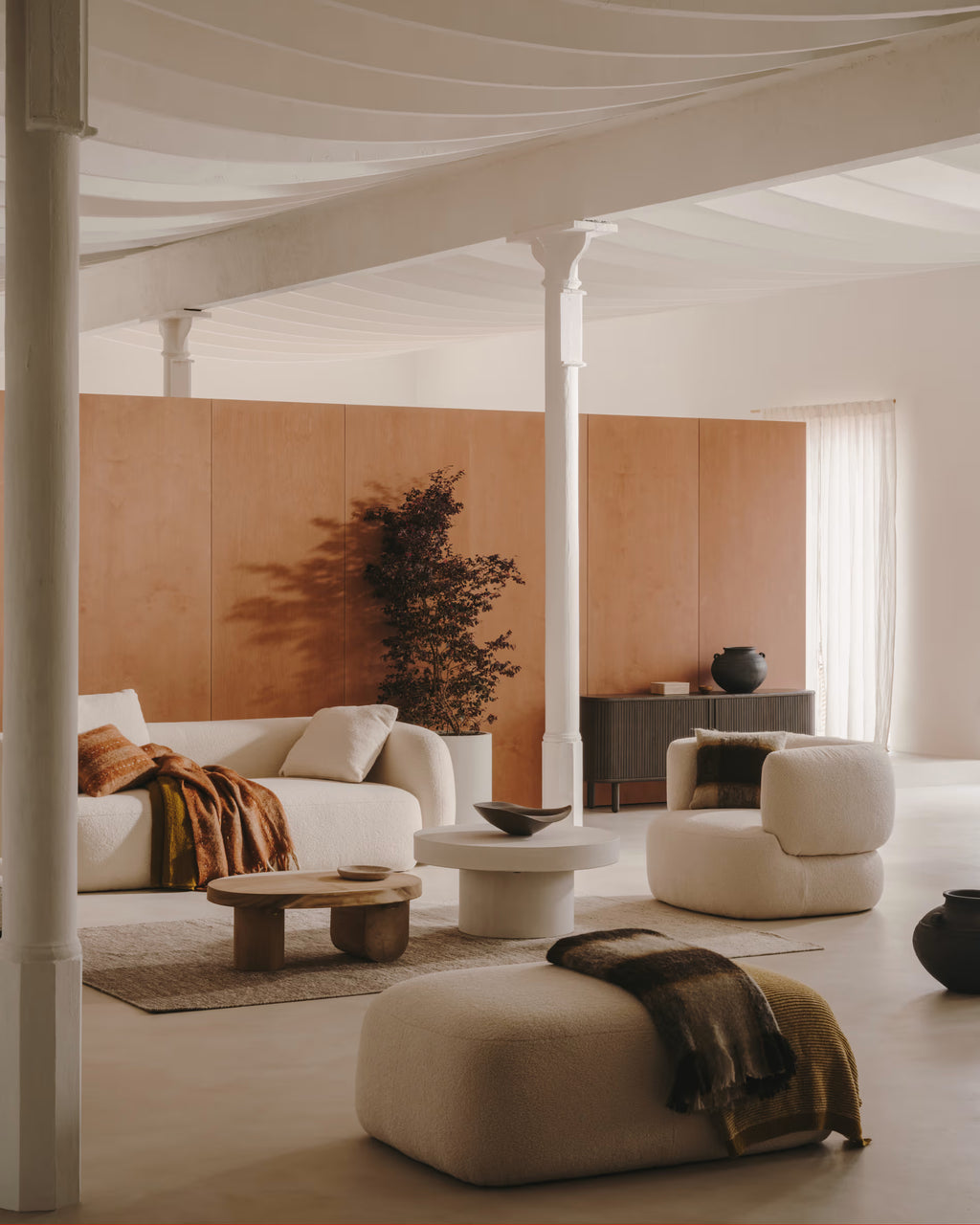 كنب ثلاث اشخاص بيج فاتح ليان