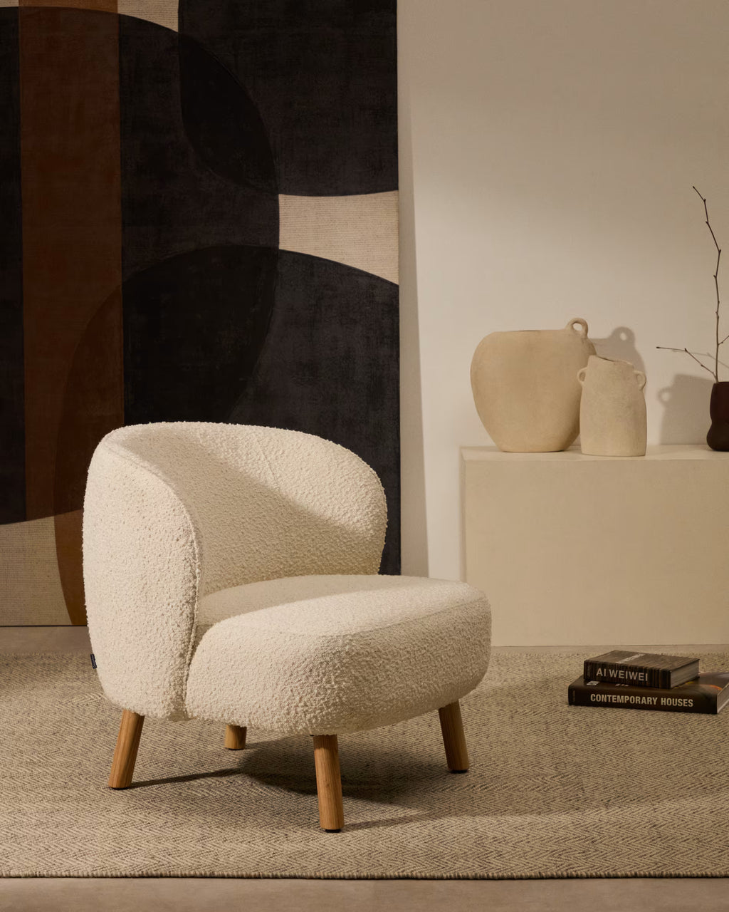 كرسي بوكليه أبيض لافين