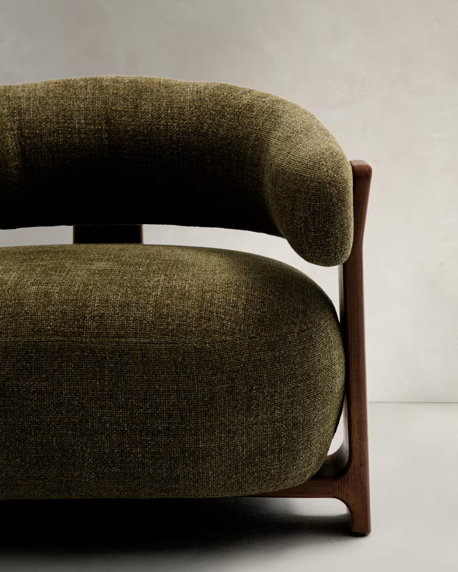 كرسي بذراعين ايلين زيتي خشبي غامق