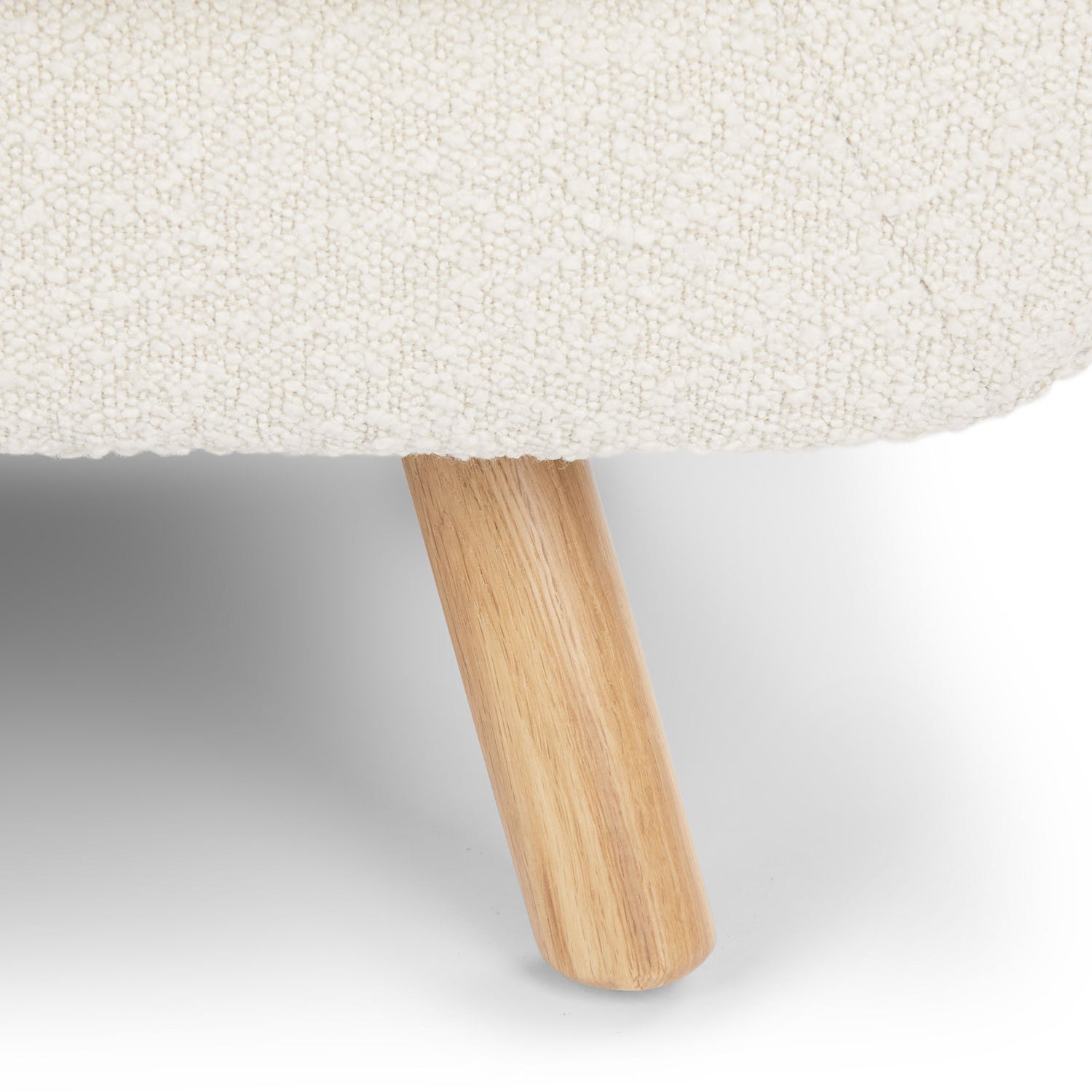 كرسي بوكليه بذراعين ريفو 