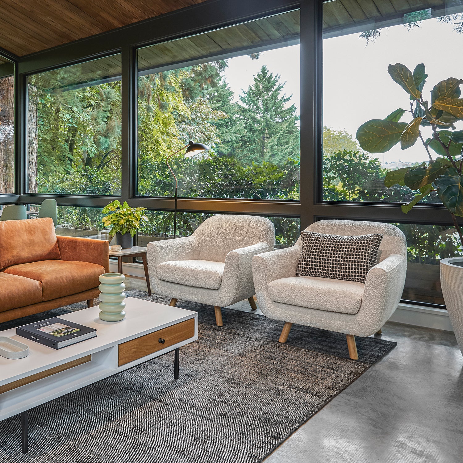 Revo Bouclé Armchair